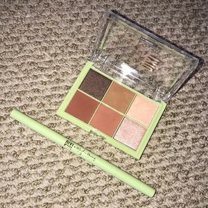 New eyeshadow palette and double end eyeliner set